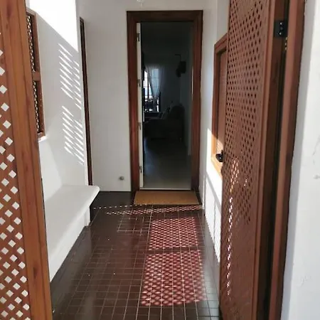Acogedor En Acantilados 아파트
